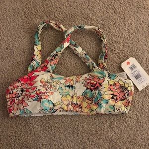 Billabong bikini top - criss cross derail